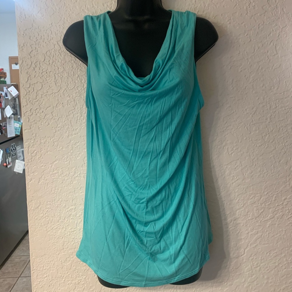 Inch & Fit blue tank top